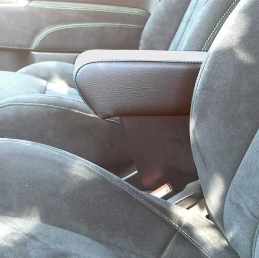 Armrest with XXL storage for Fiat 500, 500C and 500S