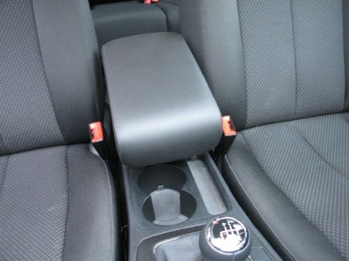 Armrest for Volkswagen Passat B6 (2005-2010) and B7 (2010>)