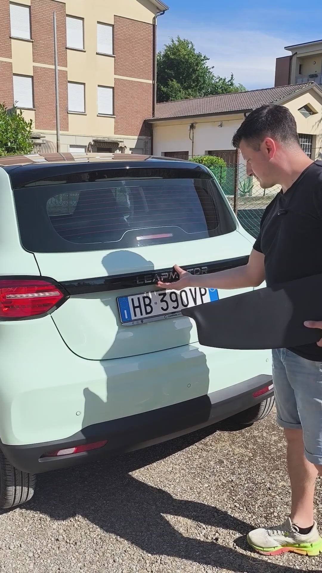 Car trunk cover for T03